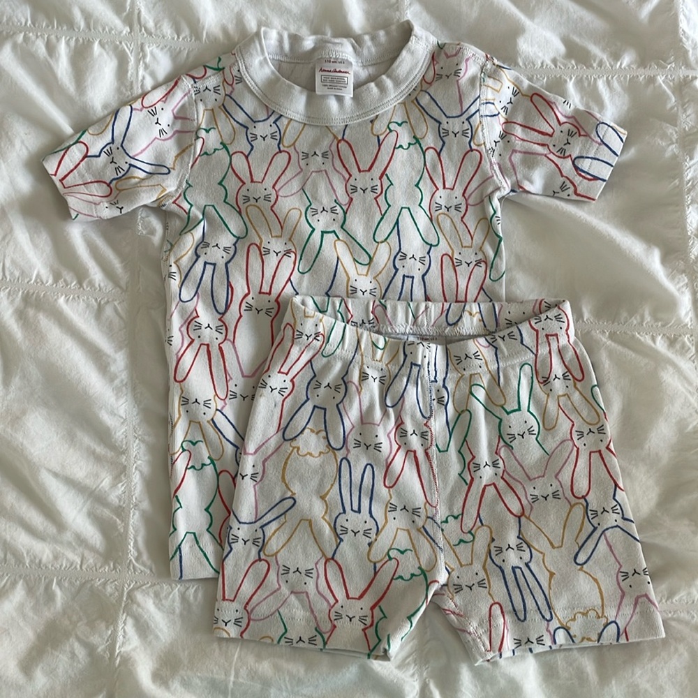Hanna Andersson bunny pjs size 5